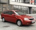 Красный Шевроле Лачетти, объемом двигателя 1.8 л и пробегом 220 тыс. км за 3300 $, фото 5 на Automoto.ua