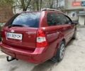 Красный Шевроле Лачетти, объемом двигателя 1.8 л и пробегом 251 тыс. км за 5500 $, фото 4 на Automoto.ua