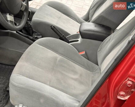 Червоний Шевроле Лачетті, об'ємом двигуна 1.8 л та пробігом 202 тис. км за 3500 $, фото 14 на Automoto.ua