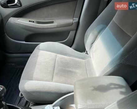 Красный Шевроле Лачетти, объемом двигателя 1.8 л и пробегом 251 тыс. км за 5500 $, фото 13 на Automoto.ua