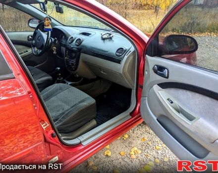 Красный Шевроле Лачетти, объемом двигателя 1.8 л и пробегом 177 тыс. км за 4800 $, фото 12 на Automoto.ua