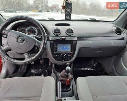 Красный Шевроле Лачетти, объемом двигателя 1.8 л и пробегом 280 тыс. км за 5100 $, фото 20 на Automoto.ua