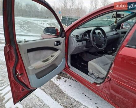 Красный Шевроле Лачетти, объемом двигателя 1.8 л и пробегом 280 тыс. км за 5100 $, фото 18 на Automoto.ua