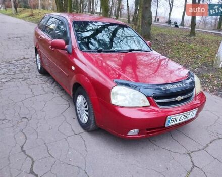 Красный Шевроле Лачетти, объемом двигателя 1.8 л и пробегом 380 тыс. км за 2999 $, фото 1 на Automoto.ua