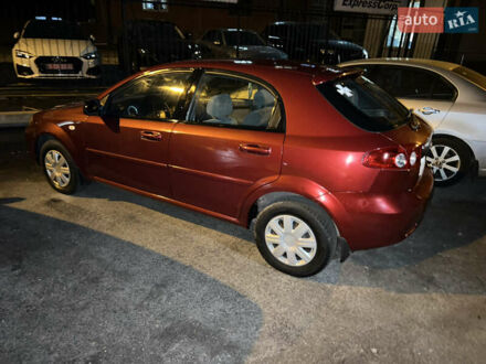 Червоний Шевроле Лачетті, об'ємом двигуна 1.6 л та пробігом 200 тис. км за 3350 $, фото 1 на Automoto.ua