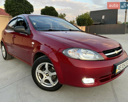Красный Шевроле Лачетти, объемом двигателя 1.6 л и пробегом 86 тыс. км за 6450 $, фото 1 на Automoto.ua