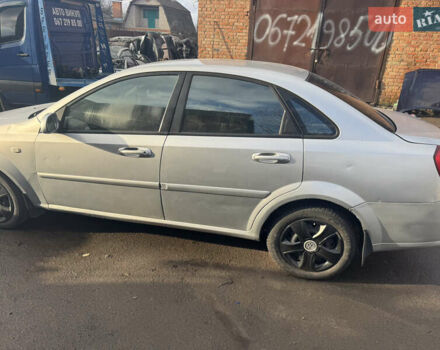 Шевроле Лачетти, объемом двигателя 1.8 л и пробегом 200 тыс. км за 2250 $, фото 3 на Automoto.ua