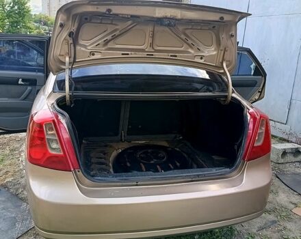 Шевроле Лачетті, об'ємом двигуна 1.8 л та пробігом 275 тис. км за 3450 $, фото 8 на Automoto.ua