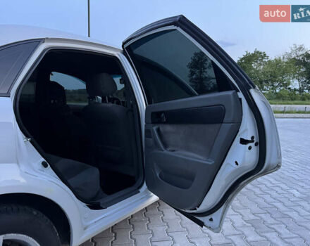 Шевроле Лачетти, объемом двигателя 1.49 л и пробегом 280 тыс. км за 4200 $, фото 30 на Automoto.ua