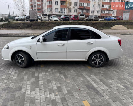 Шевроле Лачетти, объемом двигателя 1.49 л и пробегом 280 тыс. км за 4200 $, фото 5 на Automoto.ua