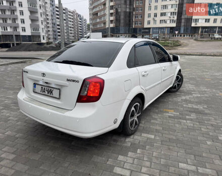 Шевроле Лачетти, объемом двигателя 1.49 л и пробегом 280 тыс. км за 4200 $, фото 8 на Automoto.ua