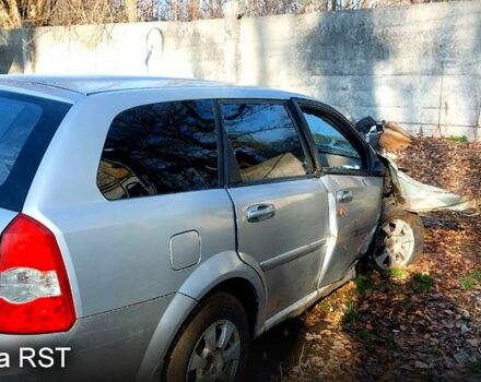 Шевроле Лачетті, об'ємом двигуна 1.8 л та пробігом 200 тис. км за 650 $, фото 3 на Automoto.ua