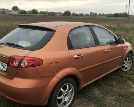Желтый Шевроле Лачетти, объемом двигателя 1.8 л и пробегом 100 тыс. км за 4300 $, фото 8 на Automoto.ua