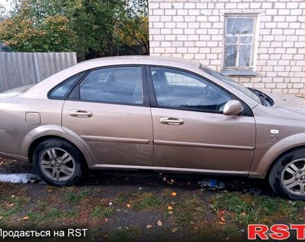 Желтый Шевроле Лачетти, объемом двигателя 1.8 л и пробегом 200 тыс. км за 2300 $, фото 7 на Automoto.ua