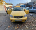 Желтый Шевроле Лачетти, объемом двигателя 1.6 л и пробегом 200 тыс. км за 4200 $, фото 1 на Automoto.ua
