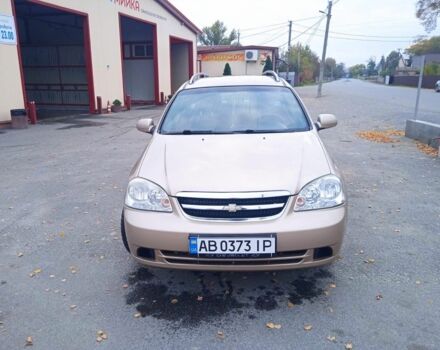 Желтый Шевроле Лачетти, объемом двигателя 1.6 л и пробегом 215 тыс. км за 4200 $, фото 5 на Automoto.ua