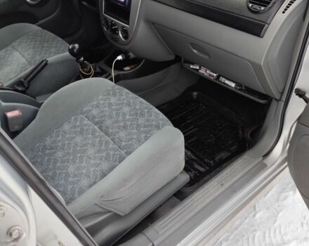 Серый Шевроле Лачетти, объемом двигателя 1.4 л и пробегом 186 тыс. км за 3290 $, фото 5 на Automoto.ua