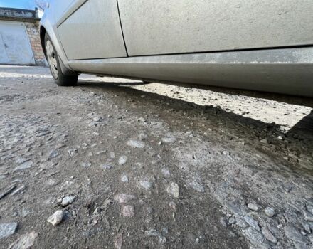 Серый Шевроле Лачетти, объемом двигателя 1.8 л и пробегом 305 тыс. км за 2700 $, фото 8 на Automoto.ua