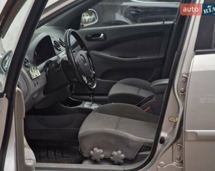 Сірий Шевроле Лачетті, об'ємом двигуна 1.8 л та пробігом 176 тис. км за 4790 $, фото 42 на Automoto.ua