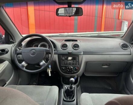 Серый Шевроле Лачетти, объемом двигателя 1.6 л и пробегом 144 тыс. км за 5290 $, фото 12 на Automoto.ua