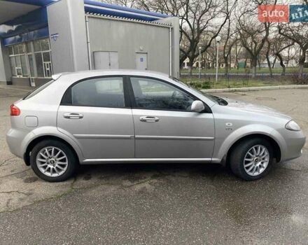 Сірий Шевроле Лачетті, об'ємом двигуна 1.8 л та пробігом 145 тис. км за 5800 $, фото 6 на Automoto.ua