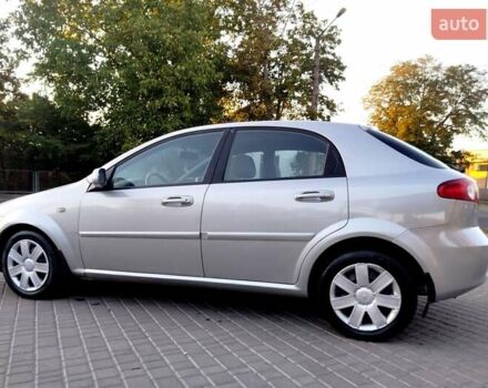 Серый Шевроле Лачетти, объемом двигателя 1.6 л и пробегом 224 тыс. км за 3899 $, фото 10 на Automoto.ua