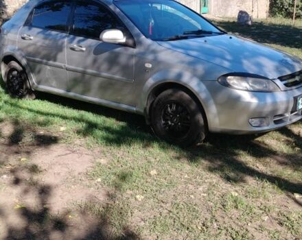 Серый Шевроле Лачетти, объемом двигателя 1.6 л и пробегом 245 тыс. км за 3500 $, фото 2 на Automoto.ua