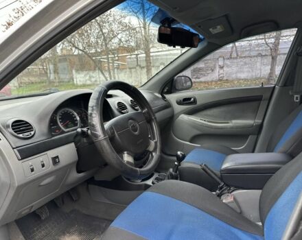 Сірий Шевроле Лачетті, об'ємом двигуна 1.6 л та пробігом 195 тис. км за 4100 $, фото 5 на Automoto.ua