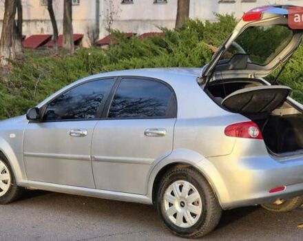 Серый Шевроле Лачетти, объемом двигателя 1.6 л и пробегом 217 тыс. км за 3950 $, фото 7 на Automoto.ua