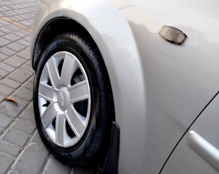 Серый Шевроле Лачетти, объемом двигателя 1.6 л и пробегом 224 тыс. км за 3899 $, фото 23 на Automoto.ua