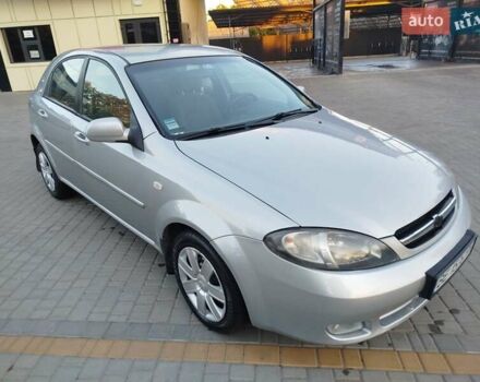 Серый Шевроле Лачетти, объемом двигателя 1.6 л и пробегом 224 тыс. км за 3899 $, фото 15 на Automoto.ua