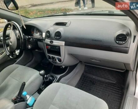 Серый Шевроле Лачетти, объемом двигателя 1.6 л и пробегом 134 тыс. км за 4600 $, фото 5 на Automoto.ua