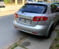 Серый Шевроле Лачетти, объемом двигателя 1.6 л и пробегом 270 тыс. км за 2300 $, фото 3 на Automoto.ua