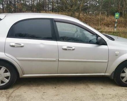 Серый Шевроле Лачетти, объемом двигателя 1.6 л и пробегом 278 тыс. км за 3800 $, фото 2 на Automoto.ua