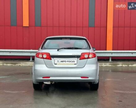 Серый Шевроле Лачетти, объемом двигателя 1.6 л и пробегом 144 тыс. км за 5290 $, фото 6 на Automoto.ua