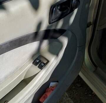 Серый Шевроле Лачетти, объемом двигателя 1.6 л и пробегом 200 тыс. км за 3700 $, фото 18 на Automoto.ua