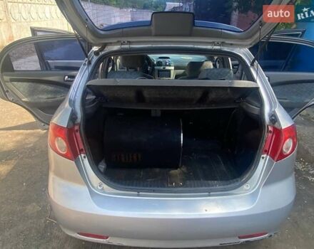 Серый Шевроле Лачетти, объемом двигателя 1.4 л и пробегом 314 тыс. км за 3700 $, фото 4 на Automoto.ua