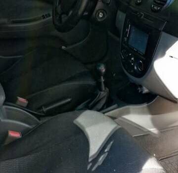 Серый Шевроле Лачетти, объемом двигателя 1.6 л и пробегом 200 тыс. км за 3700 $, фото 1 на Automoto.ua