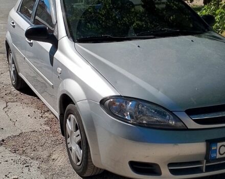 Сірий Шевроле Лачетті, об'ємом двигуна 1.6 л та пробігом 200 тис. км за 3500 $, фото 4 на Automoto.ua