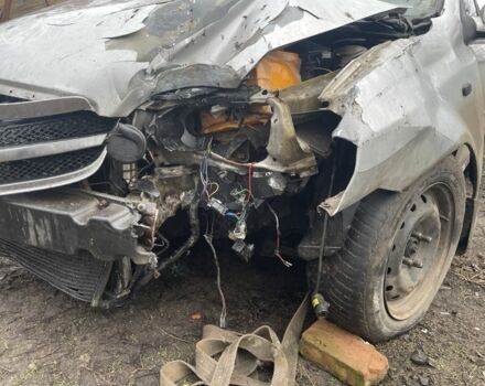 Серый Шевроле Лачетти, объемом двигателя 1.8 л и пробегом 160 тыс. км за 2000 $, фото 1 на Automoto.ua