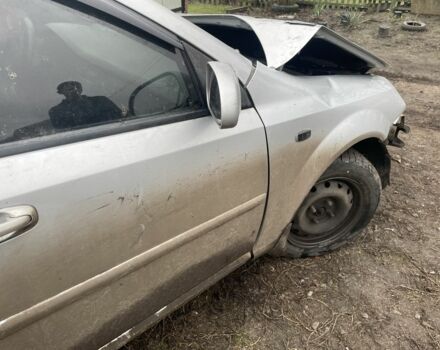 Серый Шевроле Лачетти, объемом двигателя 1.8 л и пробегом 160 тыс. км за 2000 $, фото 5 на Automoto.ua