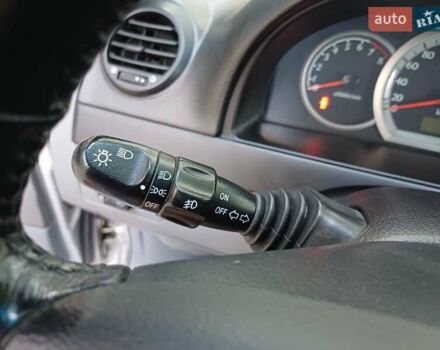 Серый Шевроле Лачетти, объемом двигателя 1.6 л и пробегом 224 тыс. км за 4600 $, фото 2 на Automoto.ua