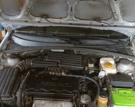 Серый Шевроле Лачетти, объемом двигателя 1.8 л и пробегом 185 тыс. км за 4500 $, фото 2 на Automoto.ua