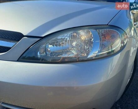 Серый Шевроле Лачетти, объемом двигателя 1.6 л и пробегом 224 тыс. км за 4600 $, фото 5 на Automoto.ua