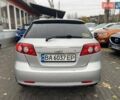 Серый Шевроле Лачетти, объемом двигателя 1.99 л и пробегом 230 тыс. км за 4400 $, фото 5 на Automoto.ua