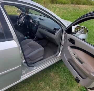 Серый Шевроле Лачетти, объемом двигателя 1.6 л и пробегом 220 тыс. км за 4800 $, фото 9 на Automoto.ua