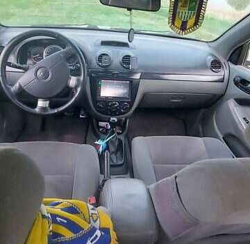 Серый Шевроле Лачетти, объемом двигателя 1.6 л и пробегом 220 тыс. км за 4800 $, фото 12 на Automoto.ua