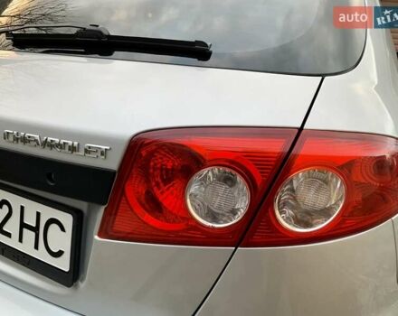 Сірий Шевроле Лачетті, об'ємом двигуна 1.6 л та пробігом 162 тис. км за 3500 $, фото 24 на Automoto.ua