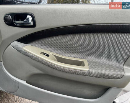 Серый Шевроле Лачетти, объемом двигателя 1.8 л и пробегом 189 тыс. км за 4650 $, фото 35 на Automoto.ua