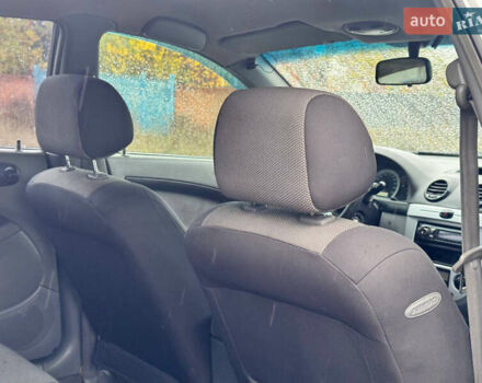 Серый Шевроле Лачетти, объемом двигателя 1.8 л и пробегом 189 тыс. км за 4650 $, фото 33 на Automoto.ua